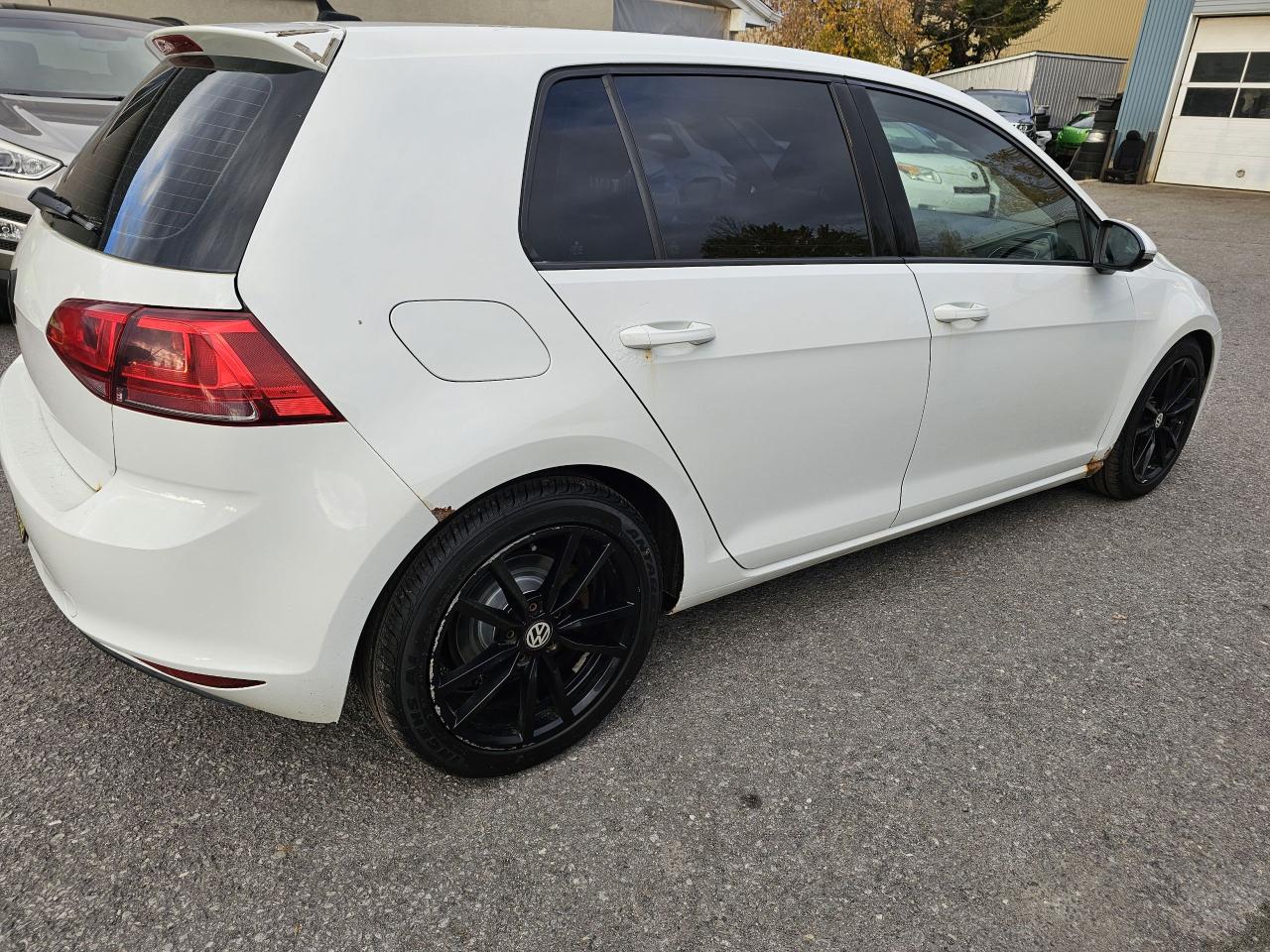 2016 Volkswagen Golf 5dr HB Auto 1.8 TSI Trendline, Backup Camera, 218K - Photo #4