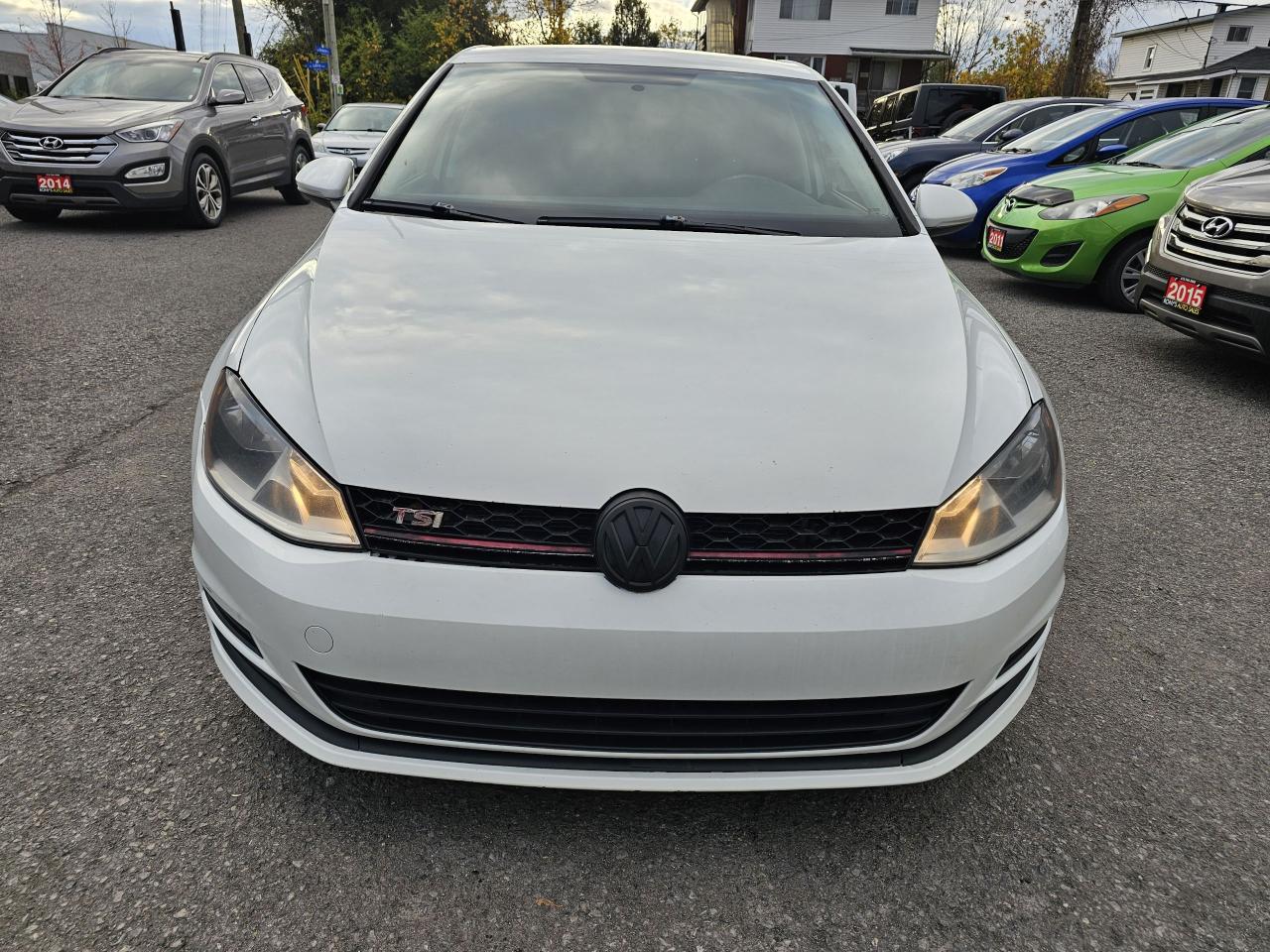 2016 Volkswagen Golf 5dr HB Auto 1.8 TSI Trendline, Backup Camera, 218K - Photo #2