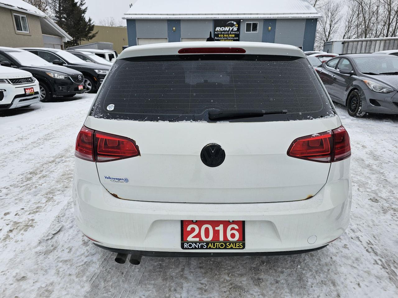 2016 Volkswagen Golf 5dr HB Auto 1.8 TSI Trendline, Backup Camera, 218K Photo4