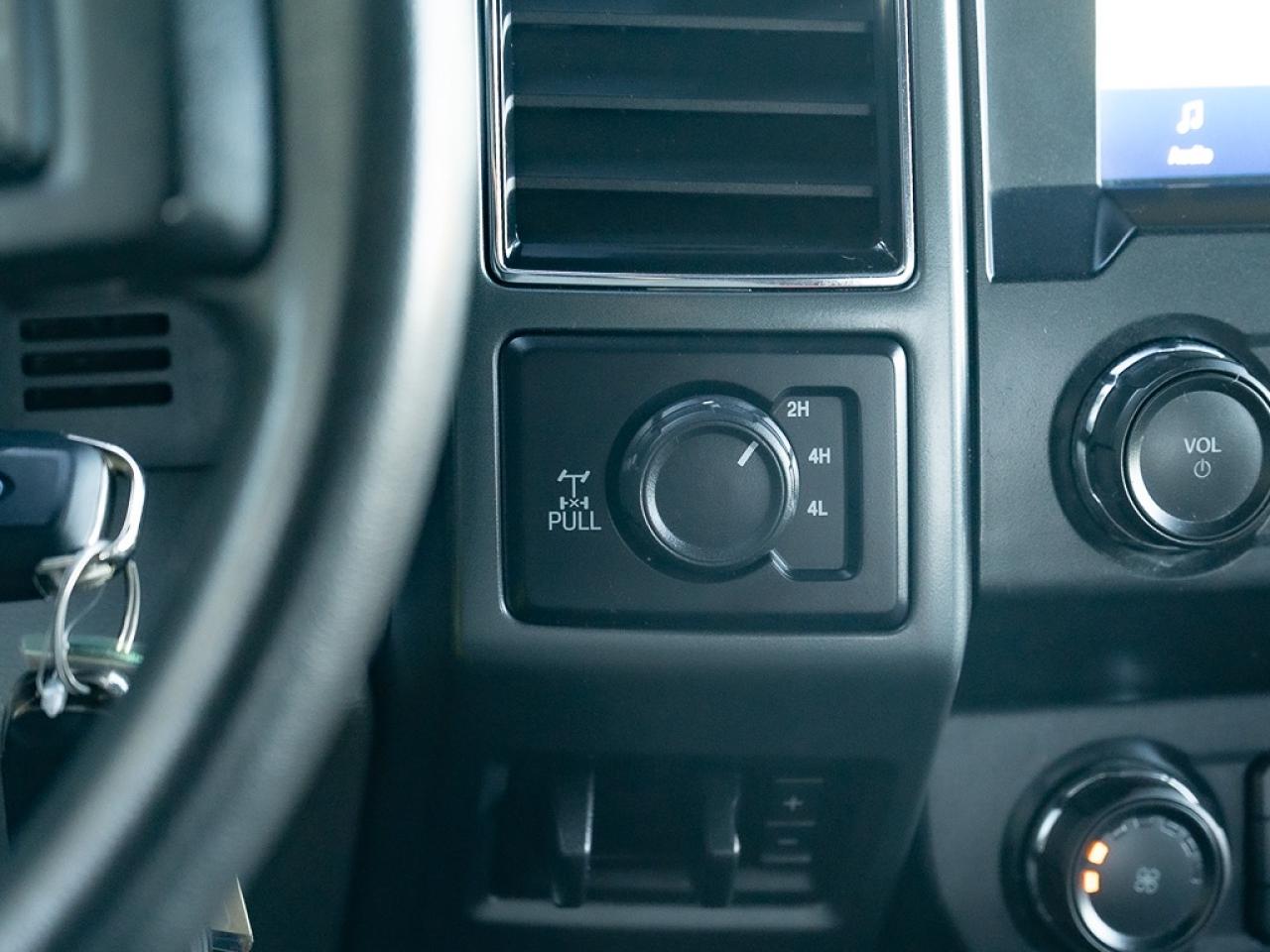 2022 Ford SUPER DUTY F-250 SRW XLT Photo12