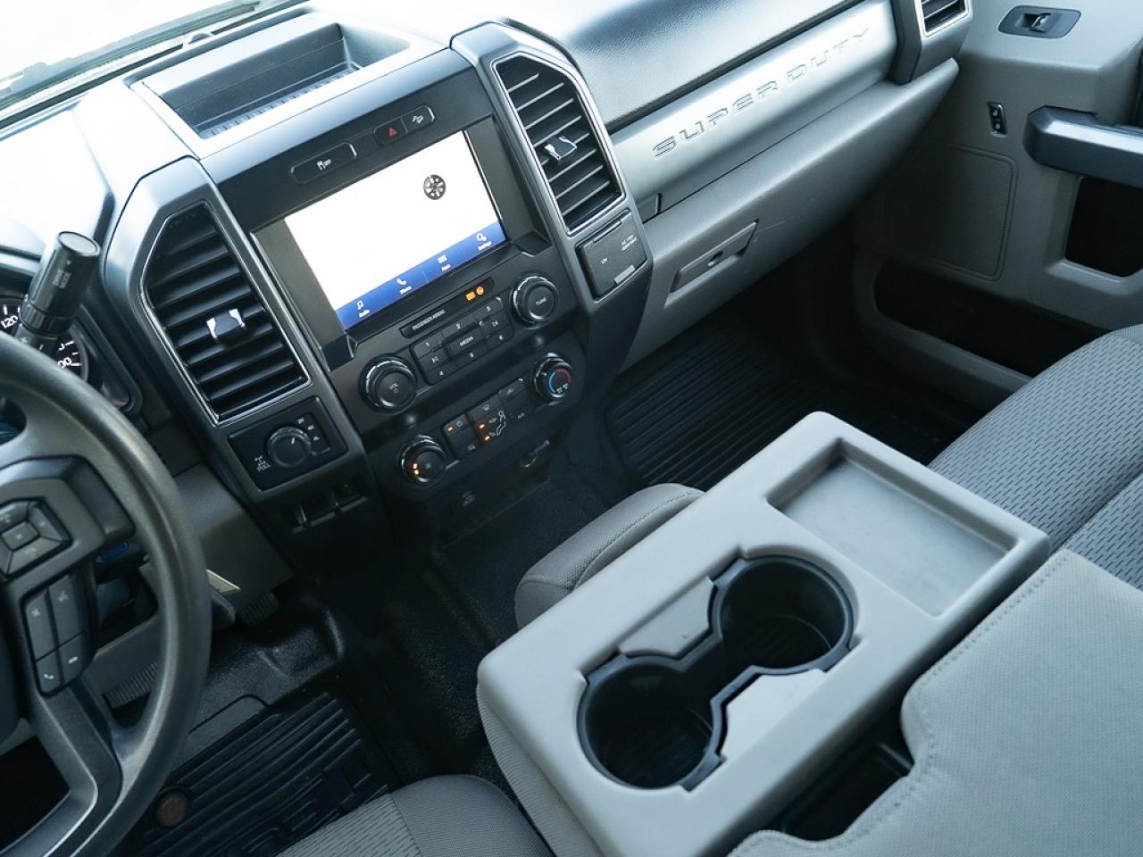 2022 Ford SUPER DUTY F-250 SRW XLT Photo32