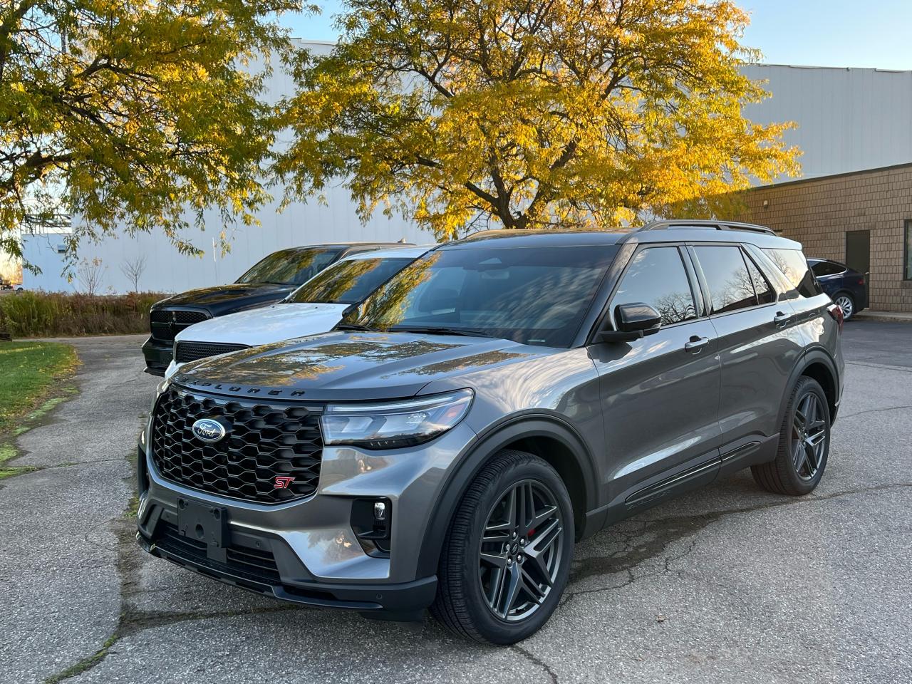 Used 2025 Ford Explorer ST 4WD for sale in Paris, ON