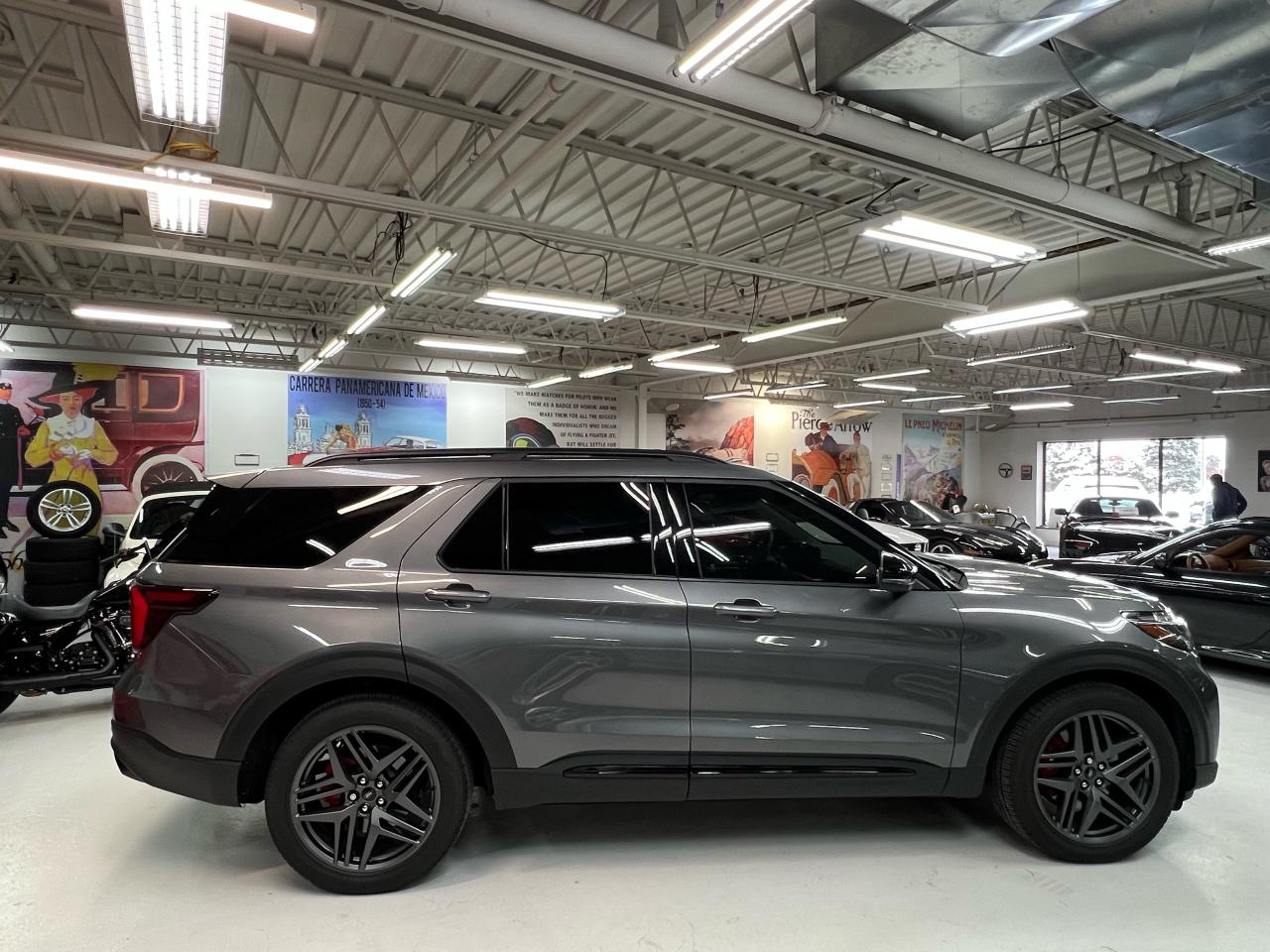 2025 Ford Explorer ST 4WD w/Blue Cruise Photo