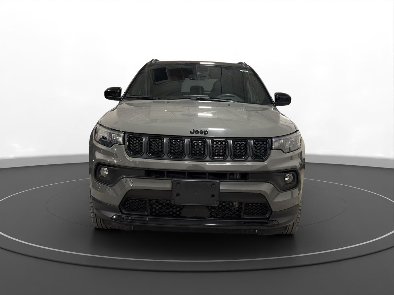 2023 Jeep Compass Altitude 4x4 Photo