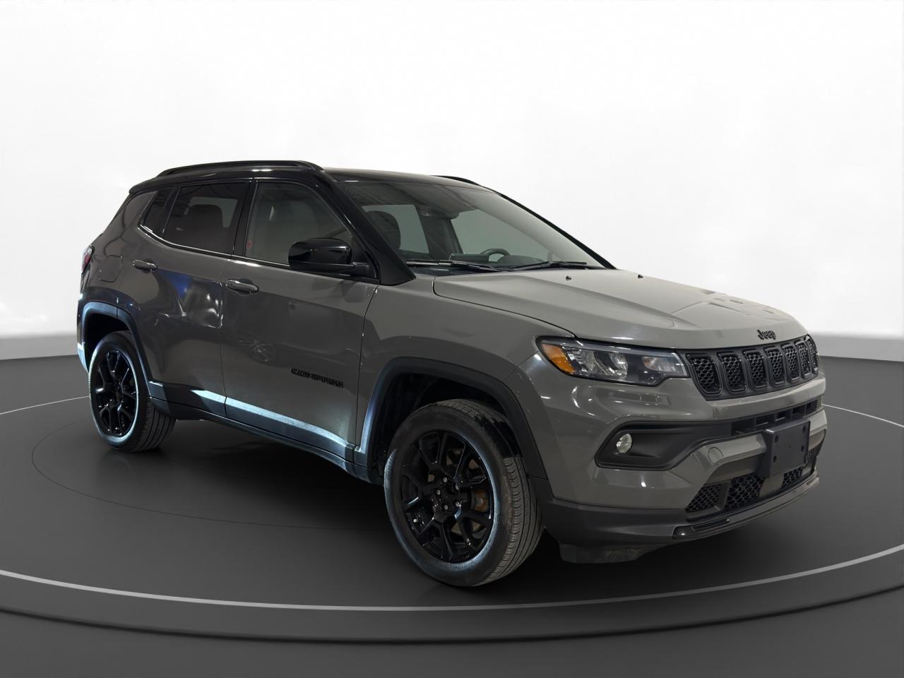 2023 Jeep Compass Altitude 4x4 Photo