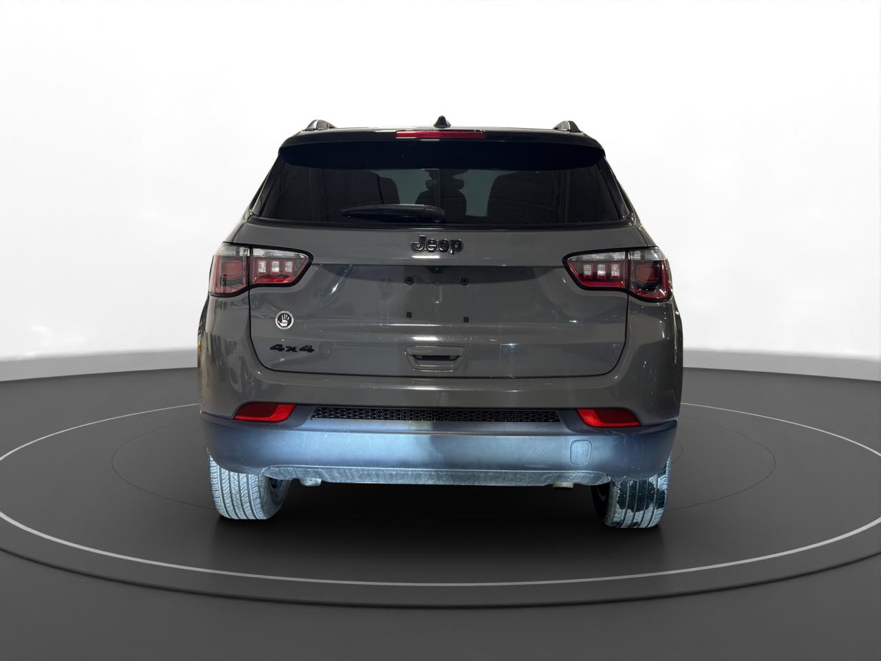 2023 Jeep Compass Altitude 4x4 Photo