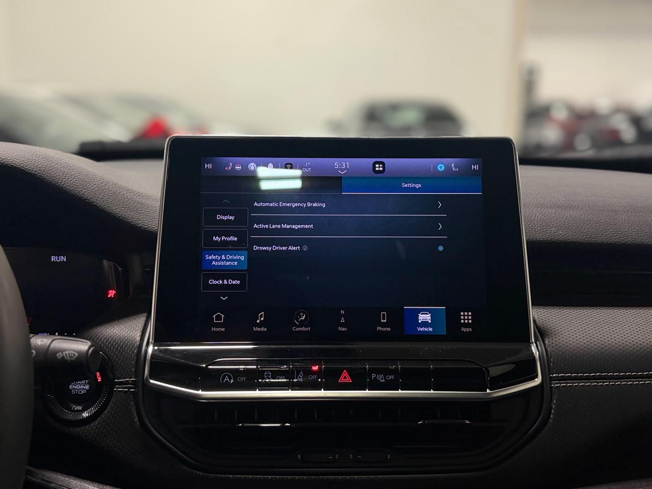 2023 Jeep Compass Altitude 4x4 Photo