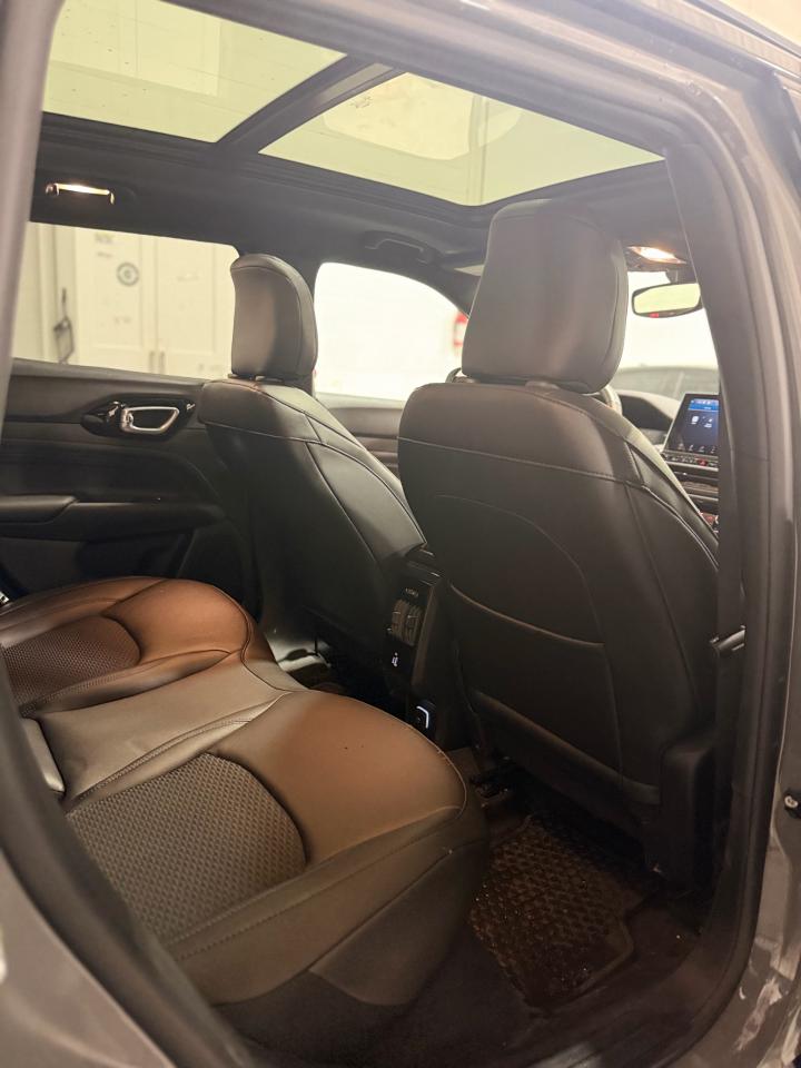 2023 Jeep Compass Altitude 4x4 Photo