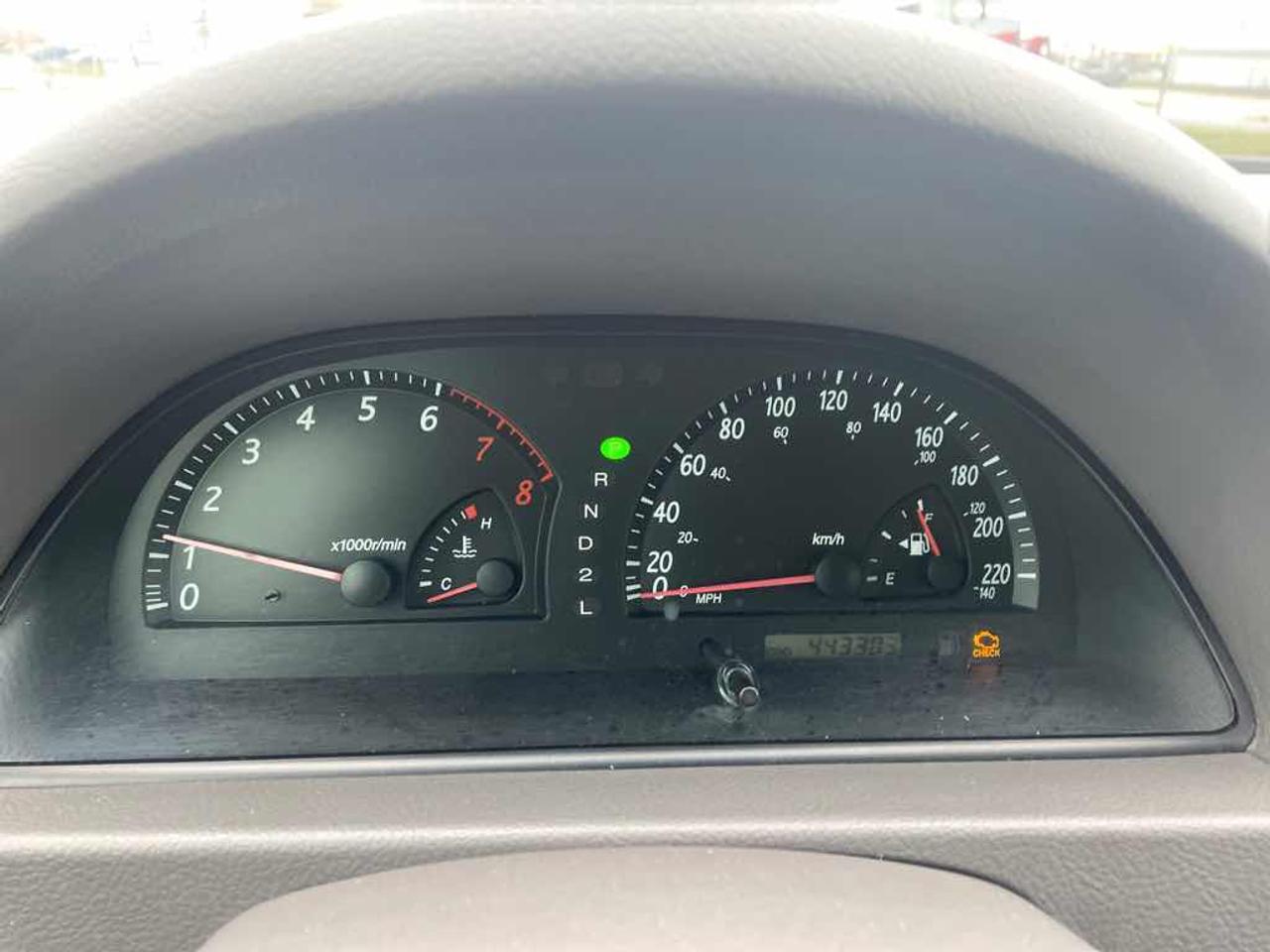 2002 Toyota Camry LE Photo