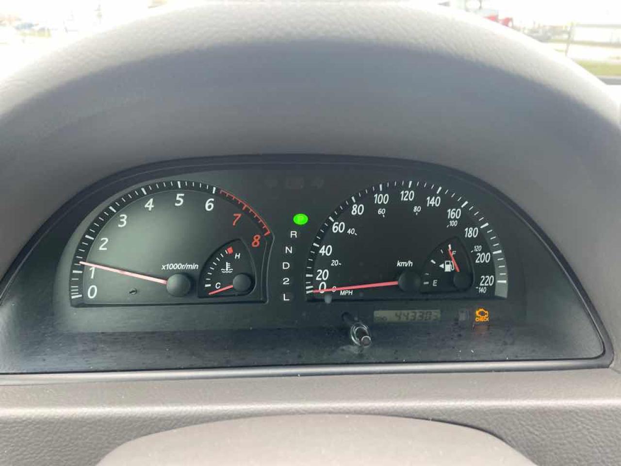 2002 Toyota Camry LE Photo