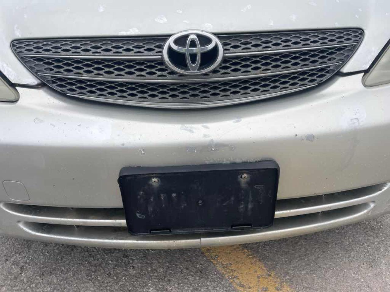 2002 Toyota Camry LE Photo