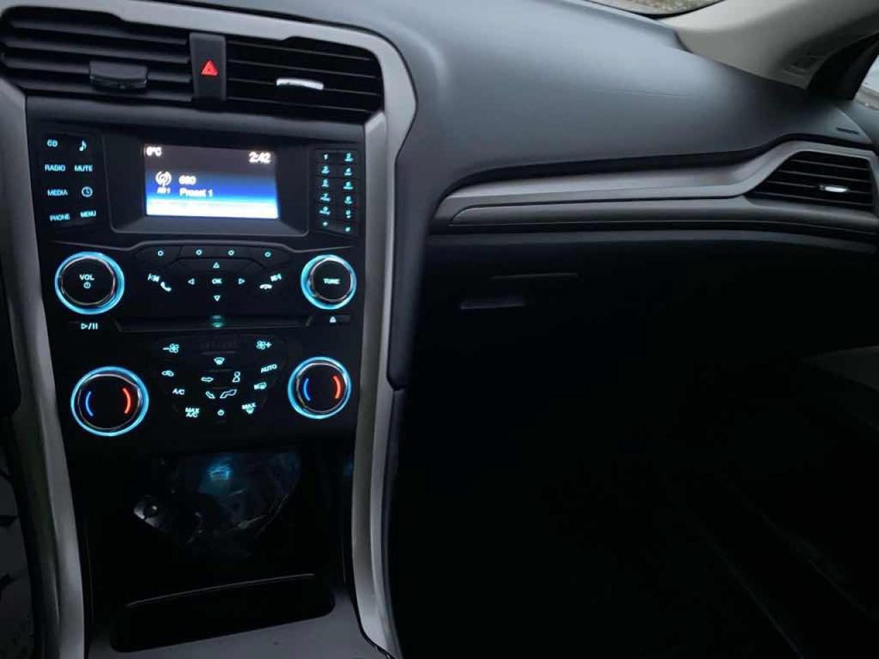 2017 Ford Fusion S Hybrid - Photo #10