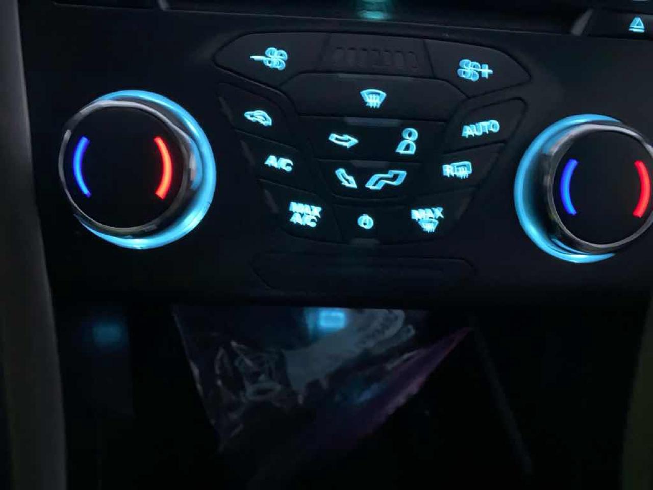 2017 Ford Fusion S Hybrid Photo