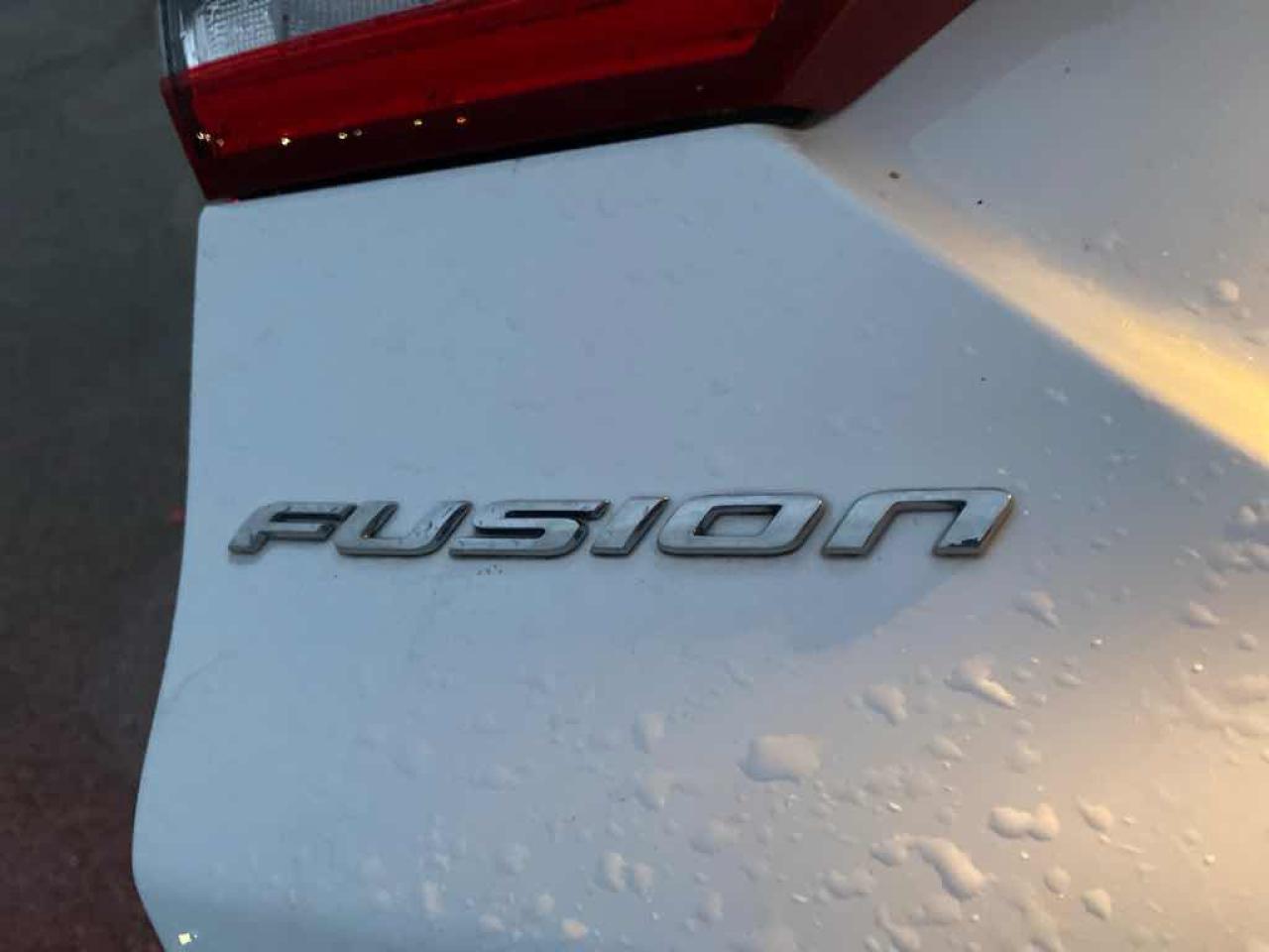 2017 Ford Fusion S Hybrid - Photo #22