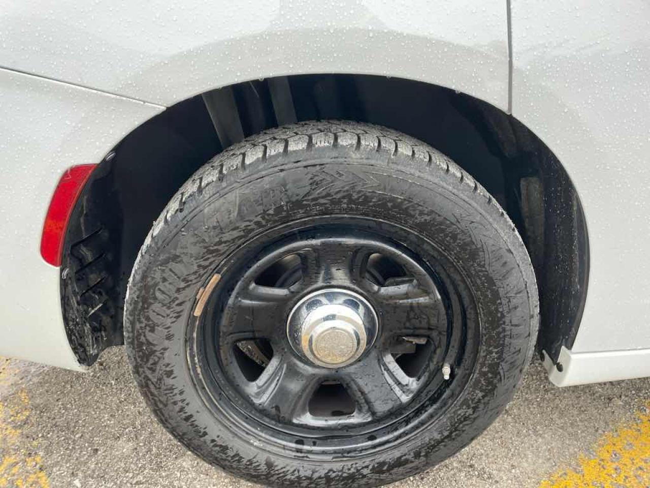 2019 Dodge Charger Police - Photo #24