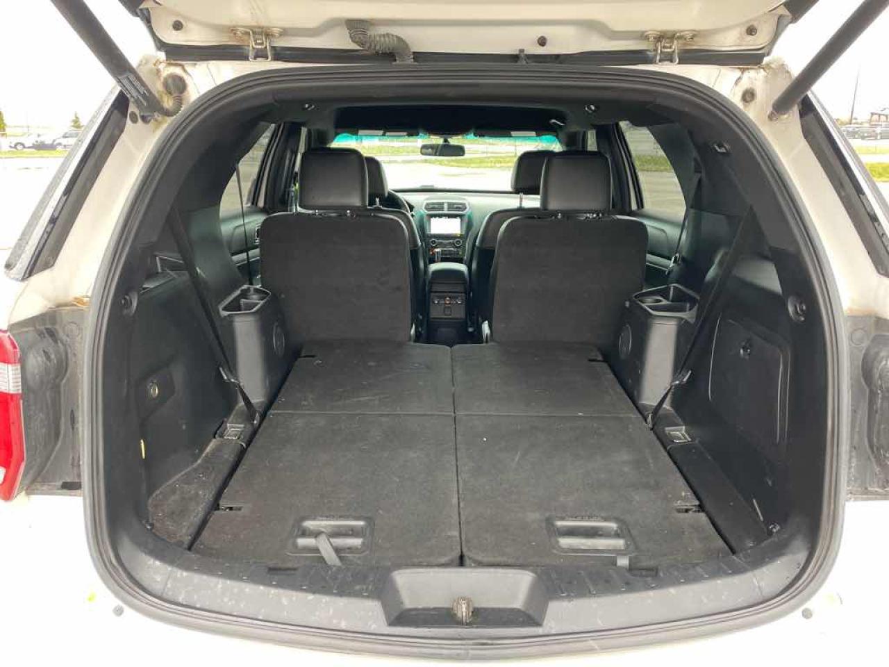 2017 Ford Explorer XLT - Photo #23