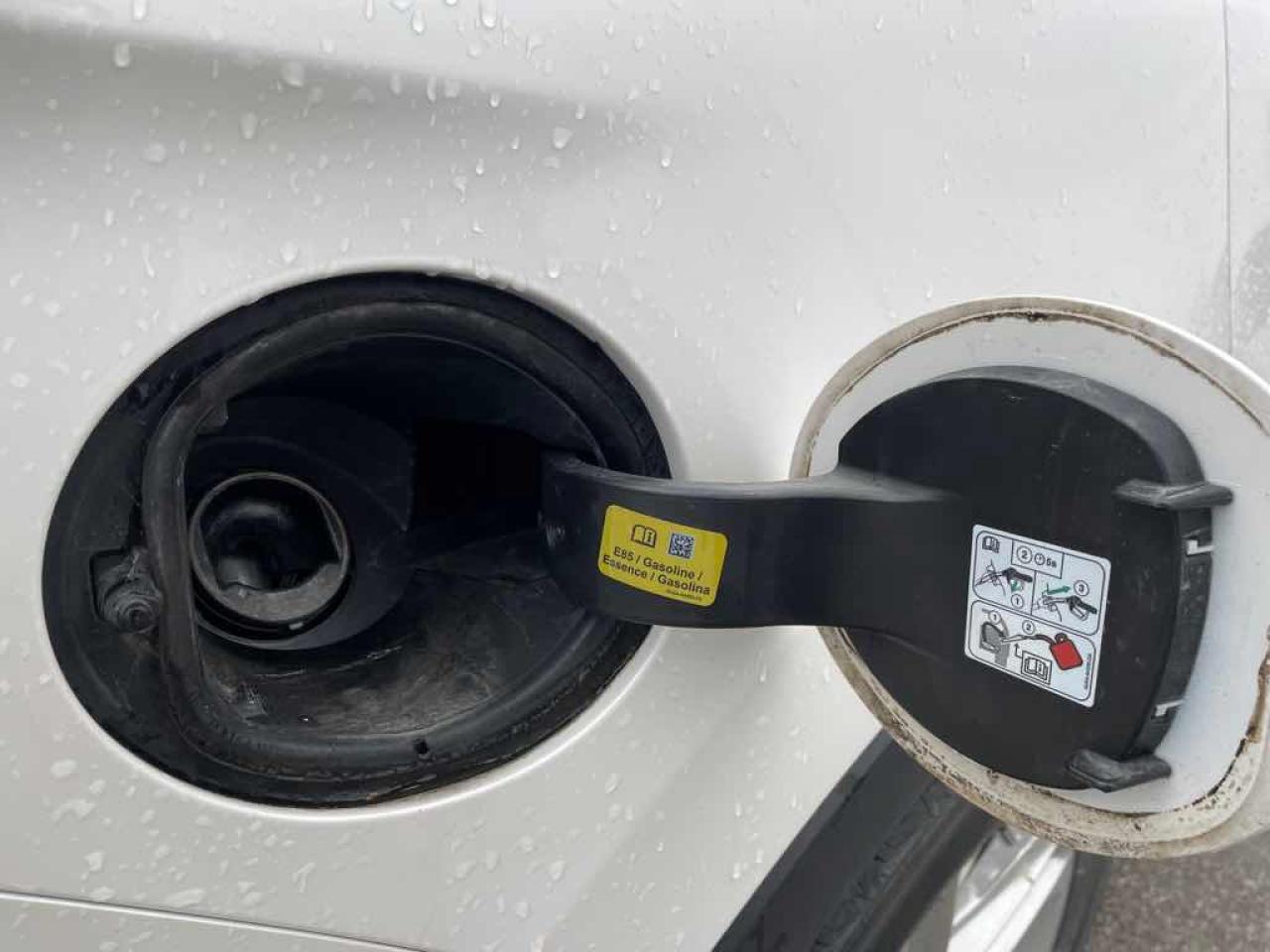 2017 Ford Explorer XLT - Photo #25