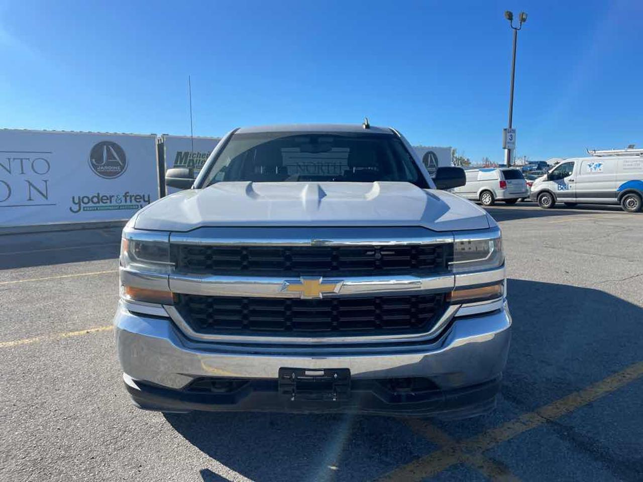 2018 Chevrolet Silverado 1500 LS Photo1