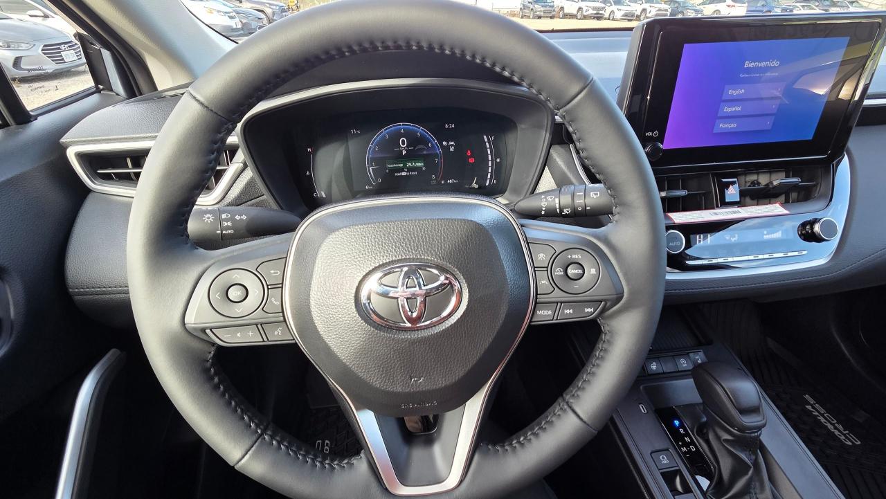 2026 Toyota Corolla Cross LE FWD - Photo #13