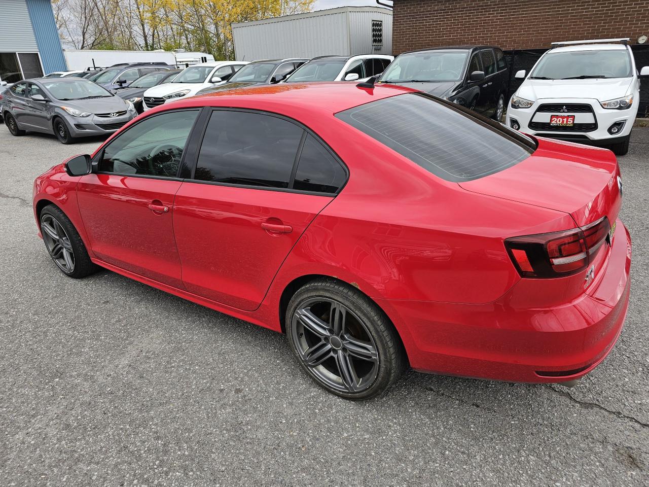 2016 Volkswagen Jetta Trendline - Photo #6