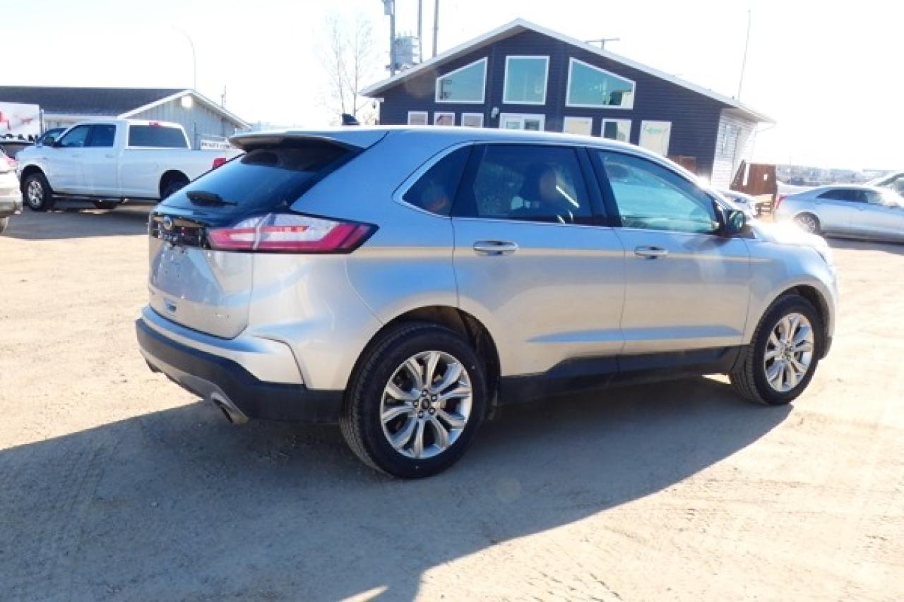 2024 Ford Edge Titanium AWD w/Htd Leather, pano S/R, BUC - Photo #6