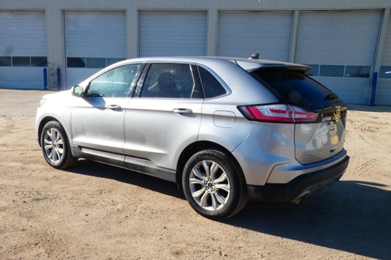 2024 Ford Edge Titanium AWD w/Htd Leather, pano S/R, BUC - Photo #8