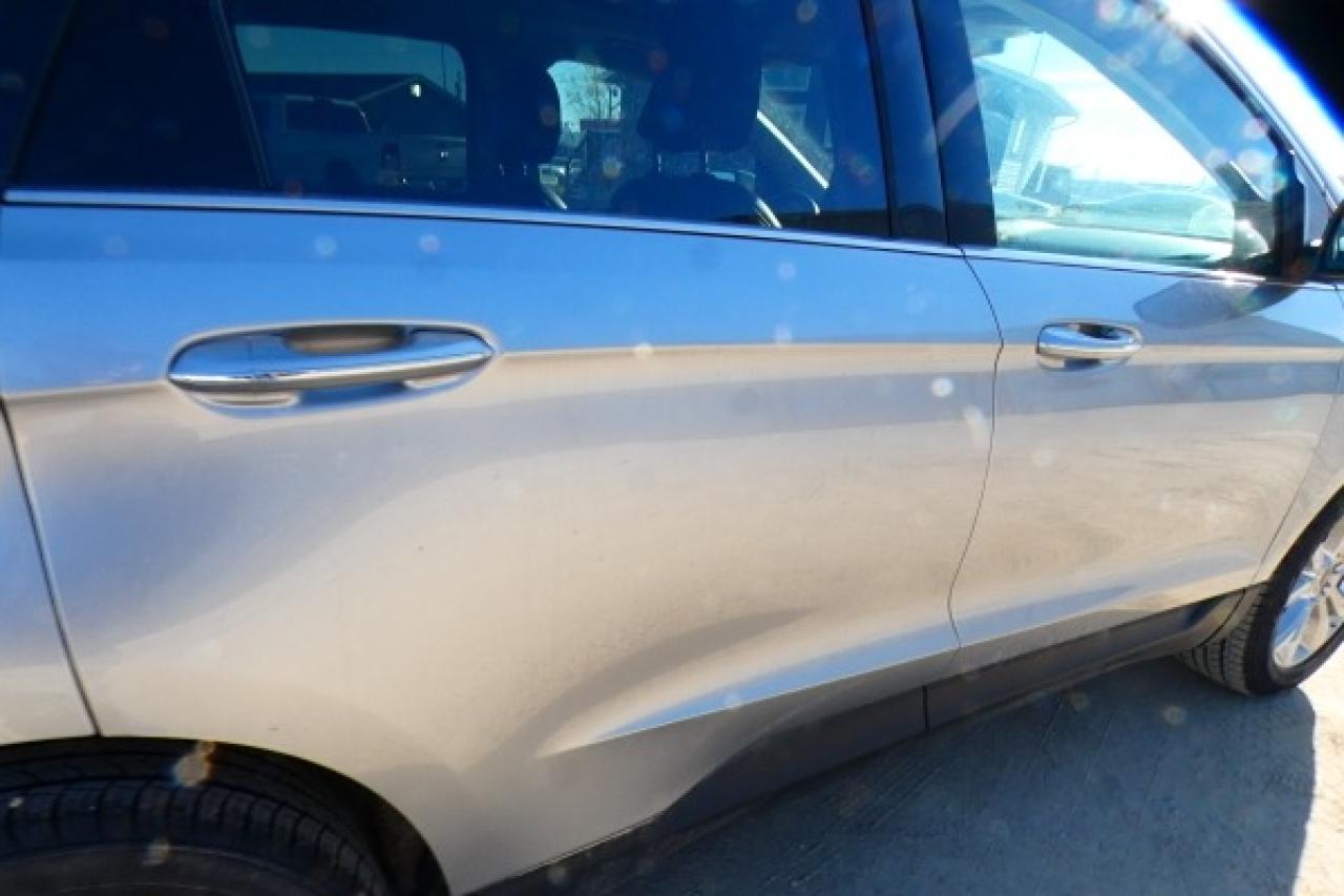 2024 Ford Edge Titanium AWD w/Htd Leather, pano S/R, BUC - Photo #35