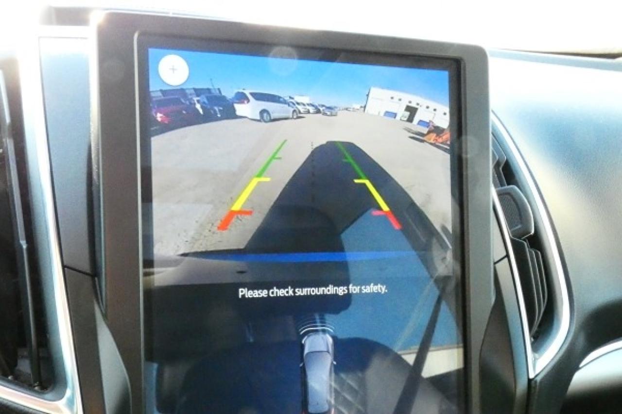 2024 Ford Edge Titanium AWD w/Htd Leather, pano S/R, BUC - Photo #14