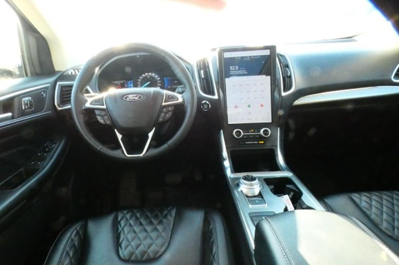 2024 Ford Edge Titanium AWD w/Htd Leather, pano S/R, BUC - Photo #12