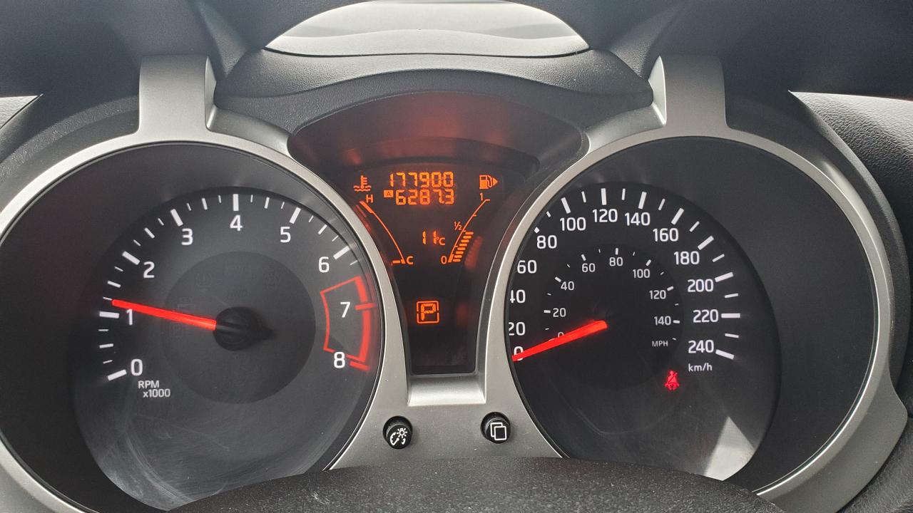 2016 Nissan Juke SL AWD-LEATHER-SUNROOF-NAVIGATION-REAR CAMERA - Photo #11