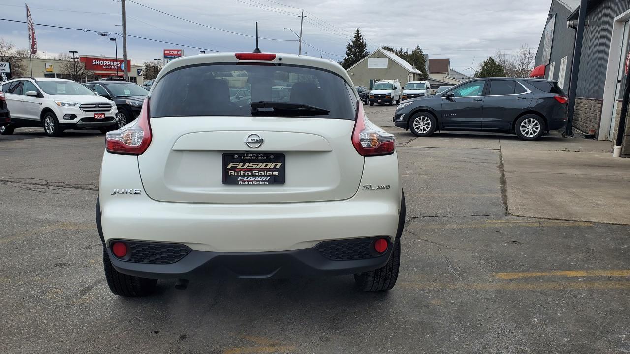 2016 Nissan Juke SL AWD-LEATHER-SUNROOF-NAVIGATION-REAR CAMERA - Photo #4