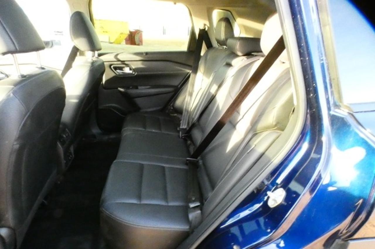 2024 Nissan Rogue SL AWD w/Htd Leather, pano S/R, NAV, BUC - Photo #10