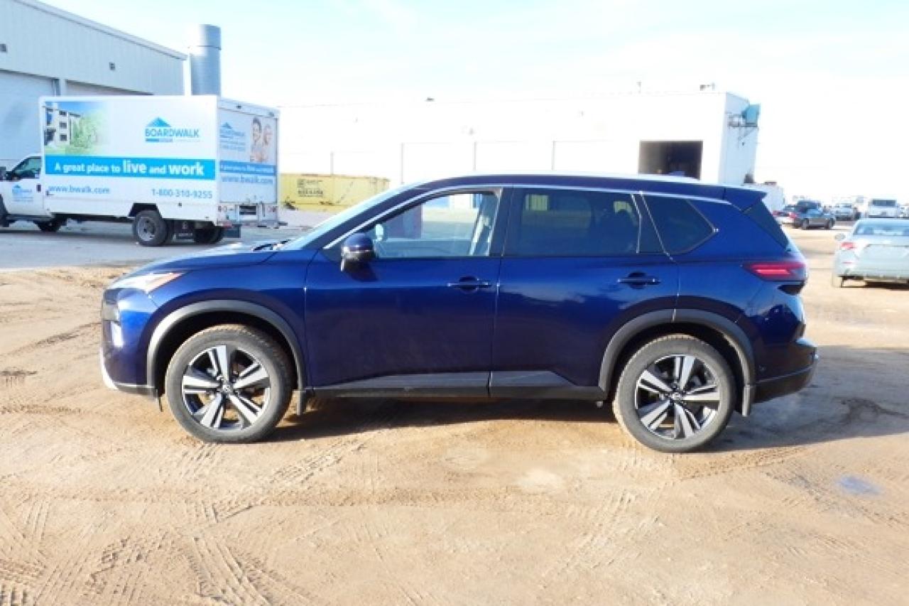 2024 Nissan Rogue SL AWD w/Htd Leather, pano S/R, NAV, BUC - Photo #1