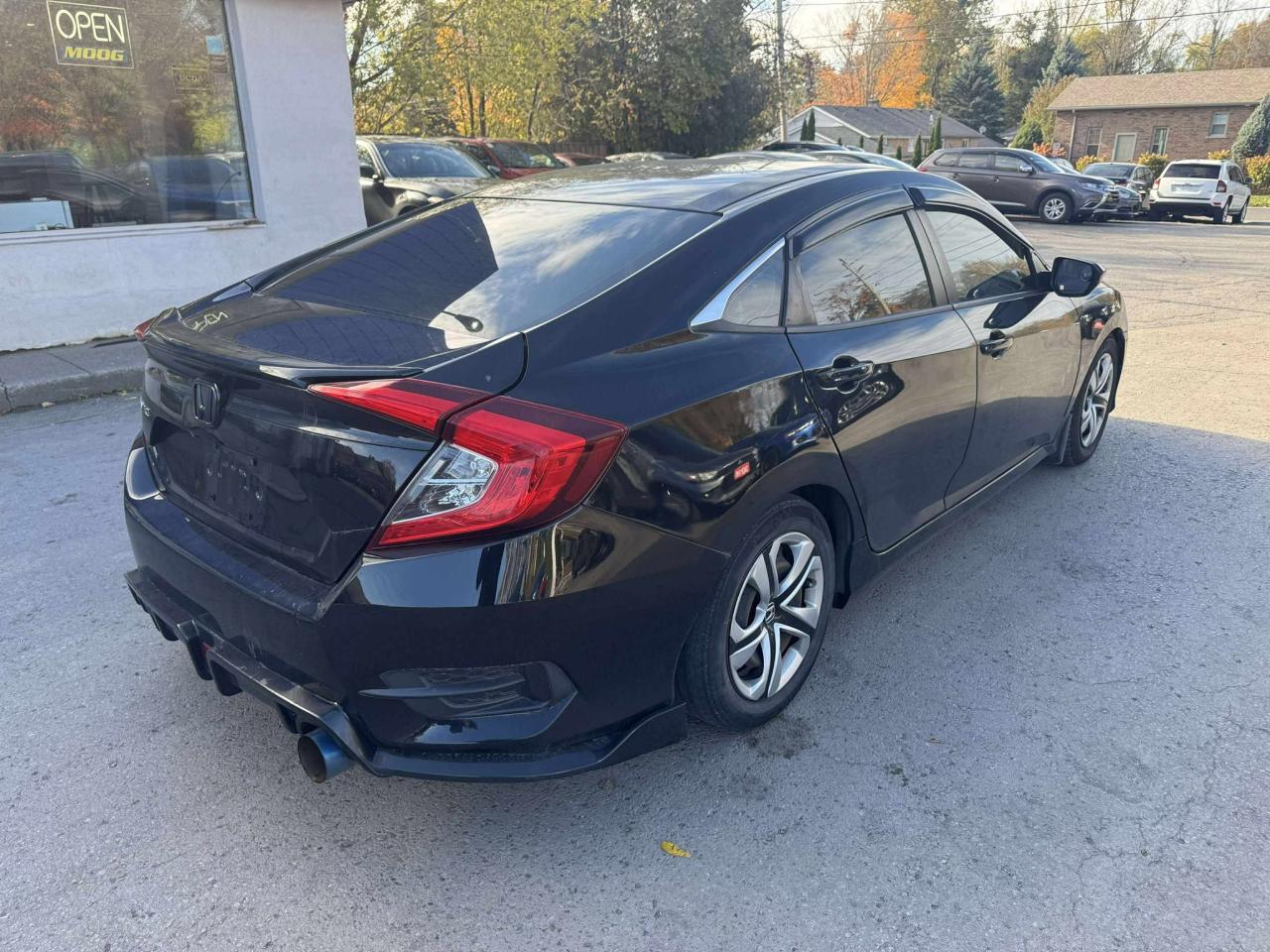 2018 Honda Civic LX MANUAL - Photo #7