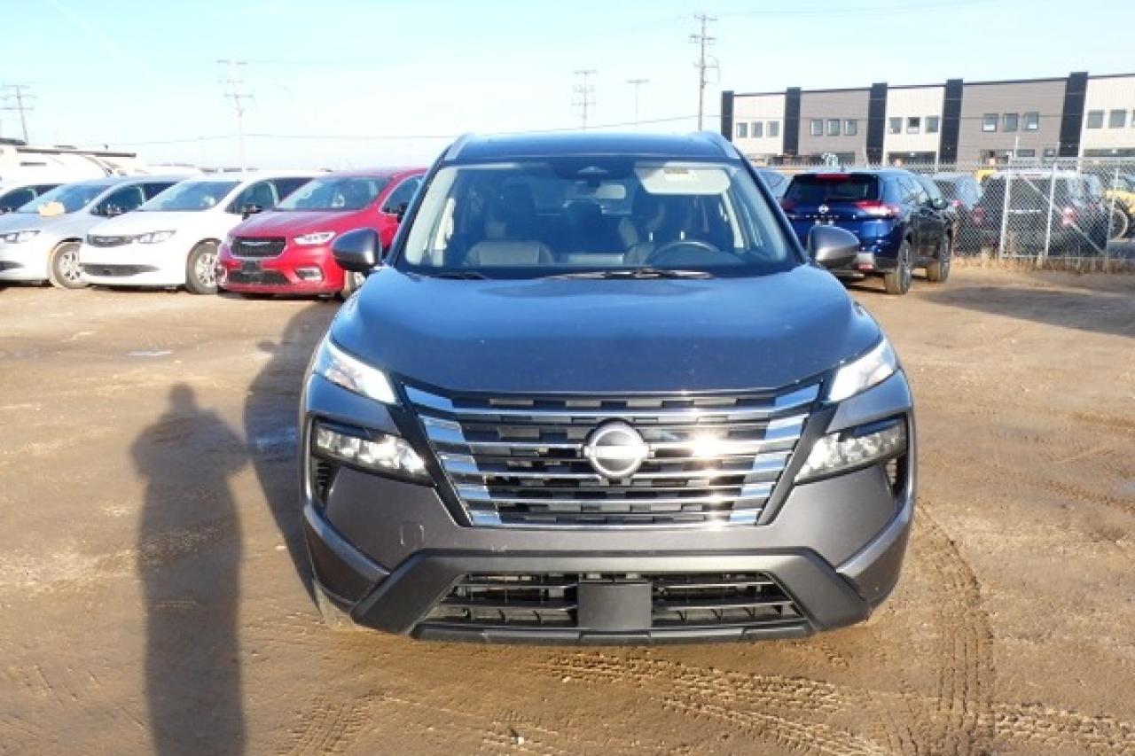 2024 Nissan Rogue SV AWD w/Htd cloth, moonroof, BUC - Photo #3