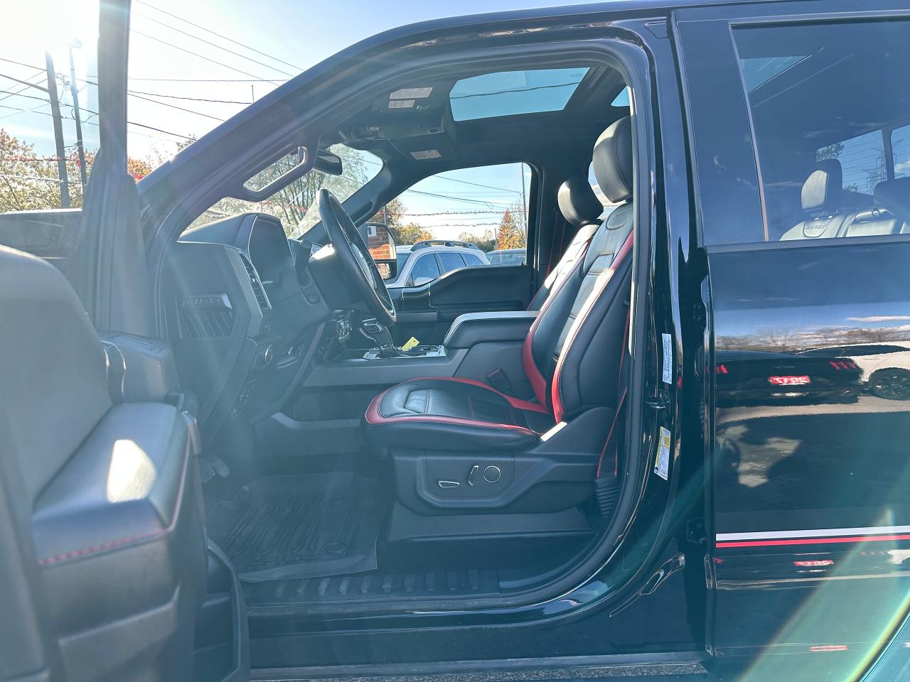 2018 Ford F-150 LARIAT Sport4x4 Crew HTD/CLD-LTHR Pano Roof NAV XM Photo