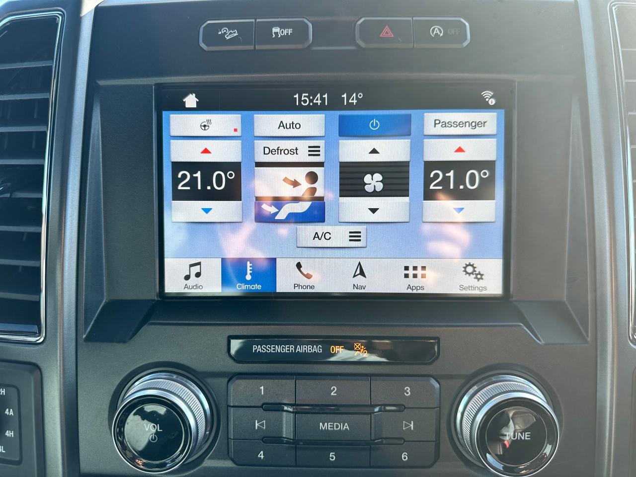 2018 Ford F-150 LARIAT Sport4x4 Crew HTD/CLD-LTHR Pano Roof NAV XM Photo