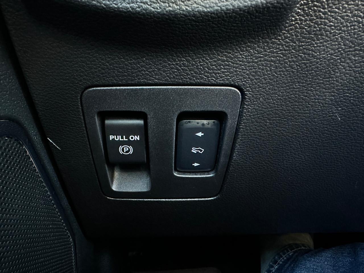 2018 Ford F-150 LARIAT Sport4x4 Crew HTD/CLD-LTHR Pano Roof NAV XM Photo