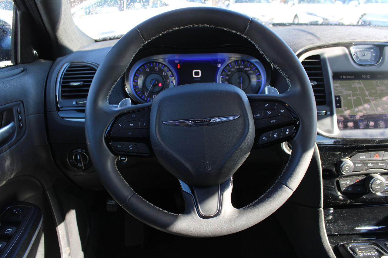 2023 Chrysler 300 300S - Photo #7