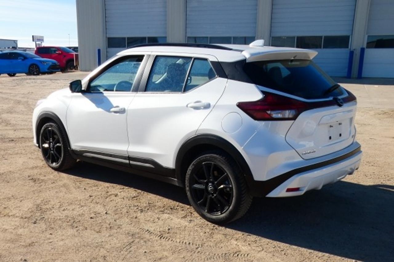 2024 Nissan Kicks SR FWD w/Htd Leather, BUC - Photo #8