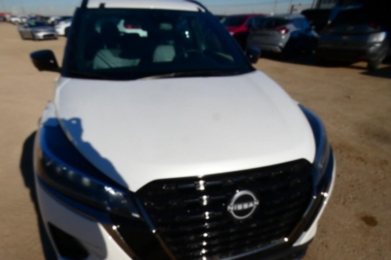 2024 Nissan Kicks SR FWD w/Htd Leather, BUC - Photo #29