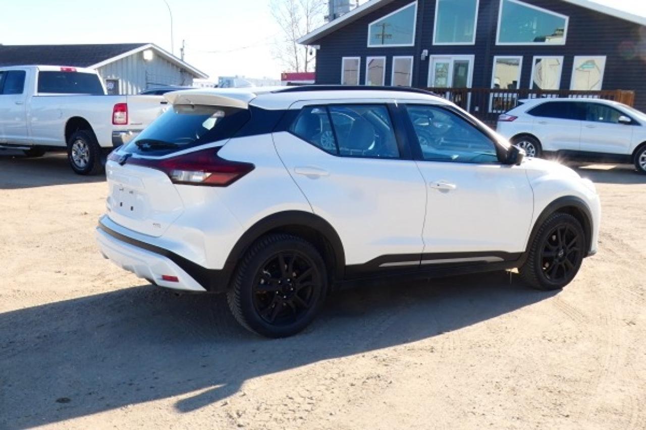 2024 Nissan Kicks SR FWD w/Htd Leather, BUC - Photo #6
