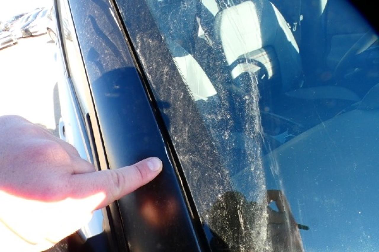 2024 Nissan Kicks SR FWD w/Htd Leather, BUC - Photo #35