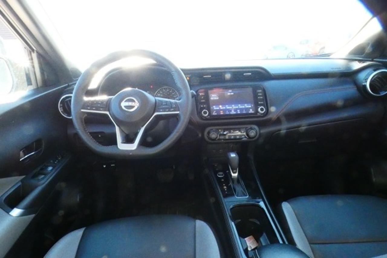 2024 Nissan Kicks SR FWD w/Htd Leather, BUC - Photo #12