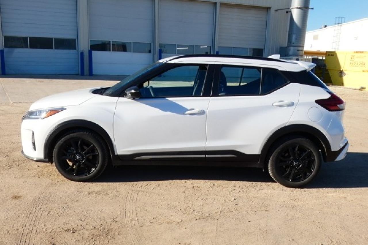 2024 Nissan Kicks SR FWD w/Htd Leather, BUC