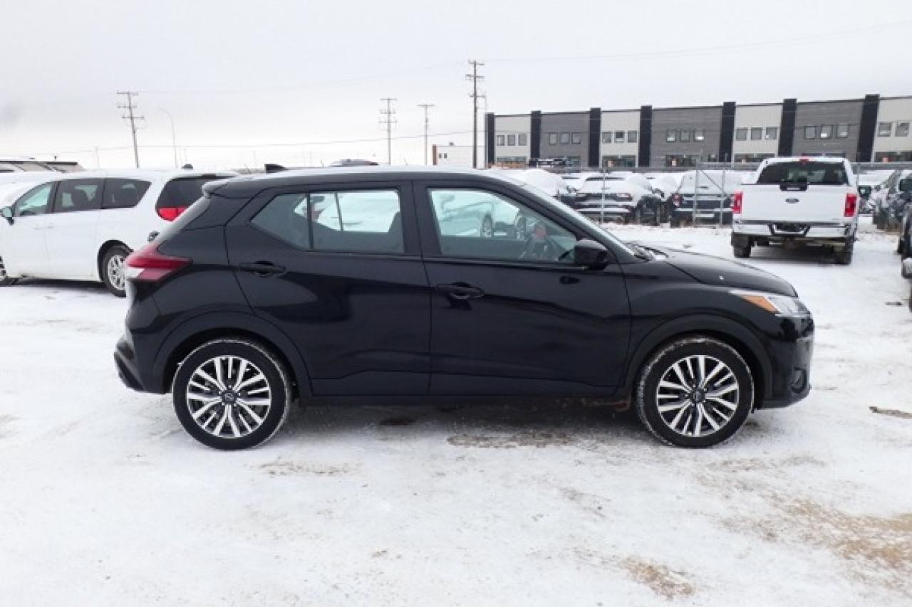 2024 Nissan Kicks SV FWD w/Htd cloth, BUC - Photo #5