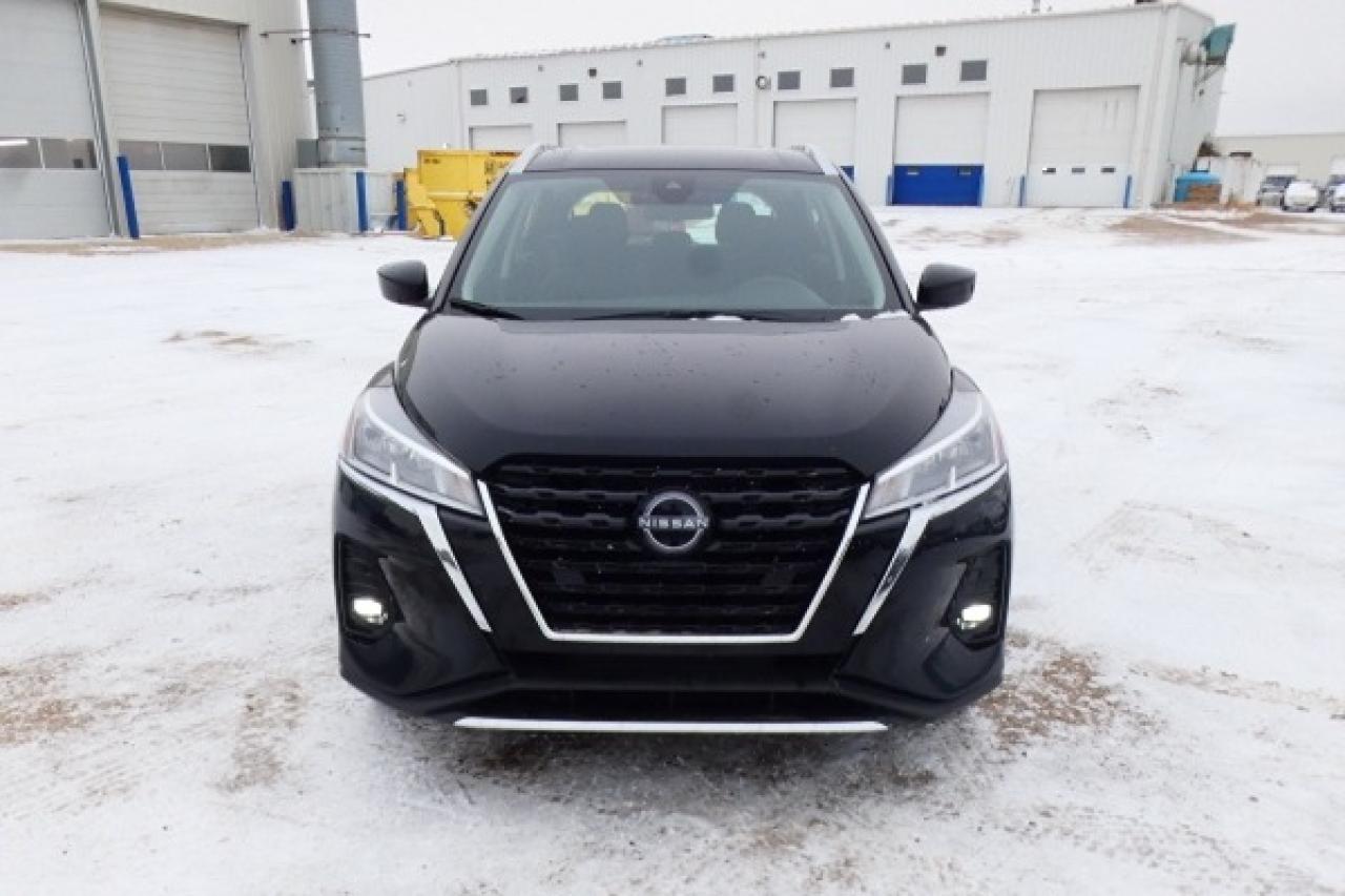 2024 Nissan Kicks SV FWD w/Htd cloth, BUC - Photo #3