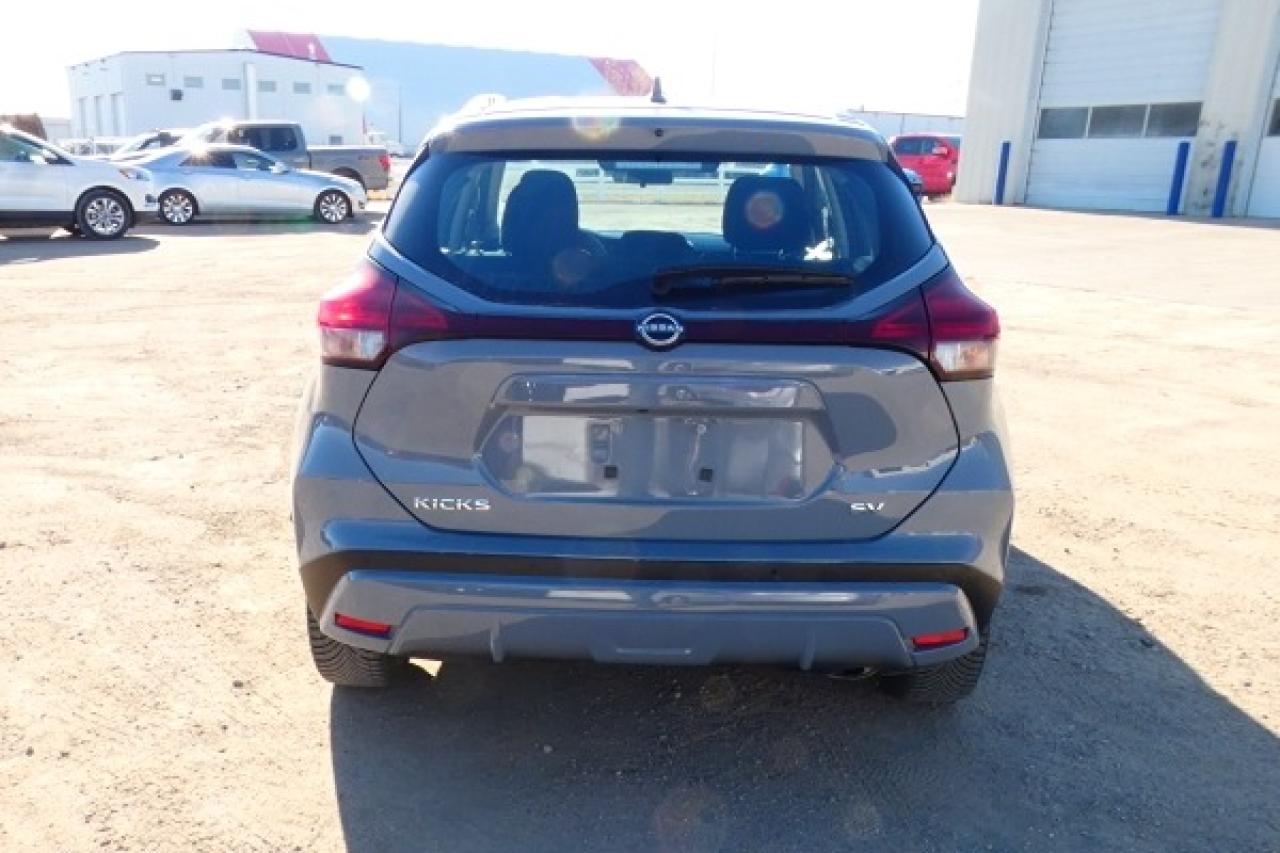 2024 Nissan Kicks SV FWD w/Htd cloth, BUC - Photo #7