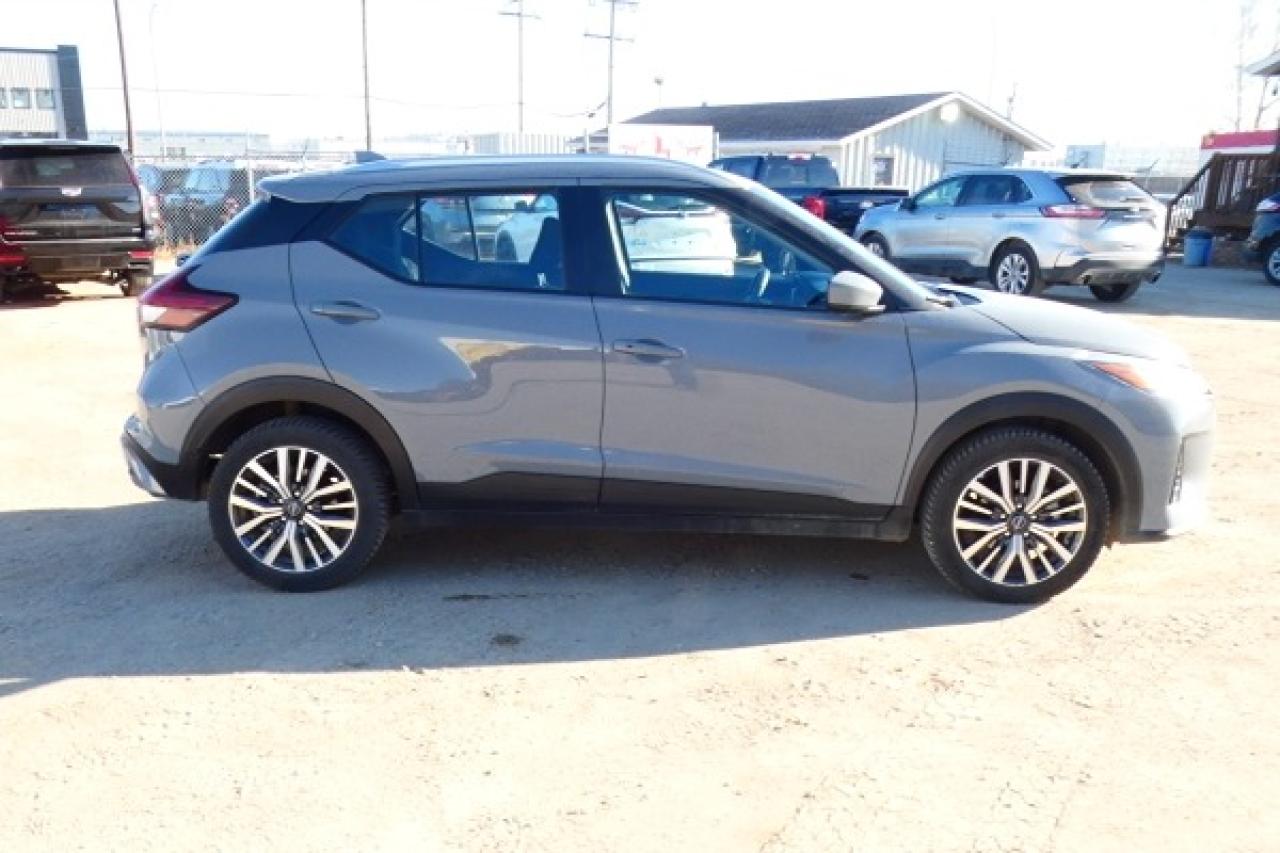 2024 Nissan Kicks SV FWD w/Htd cloth, BUC - Photo #5