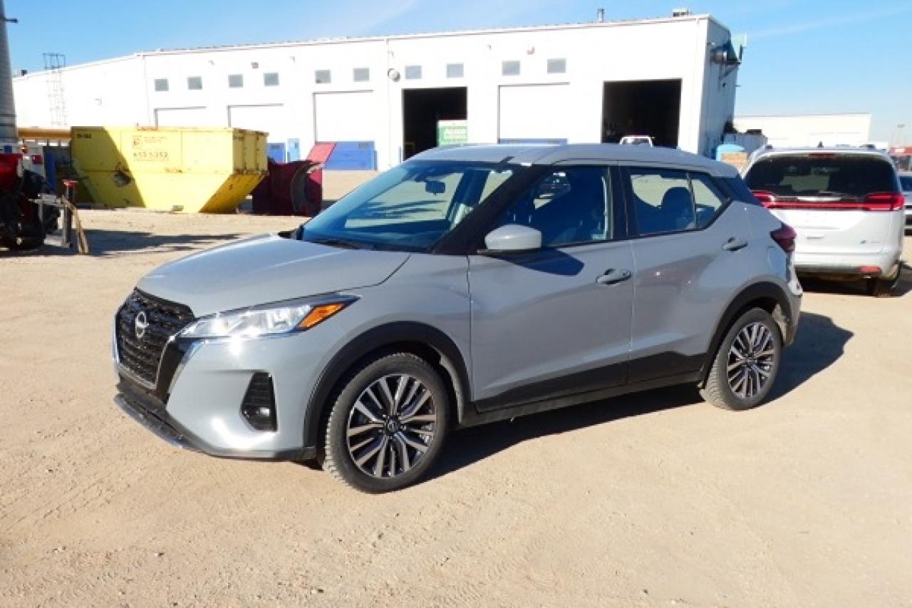 2024 Nissan Kicks SV FWD w/Htd cloth, BUC - Photo #2